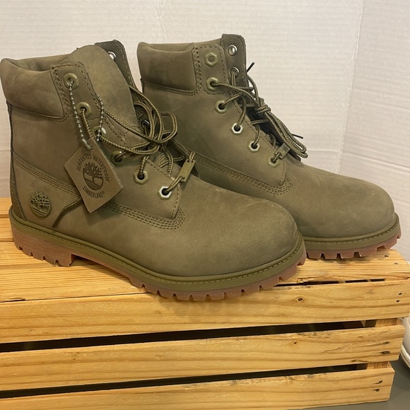 Kids olive Timberland boots - Picture 5 of 5